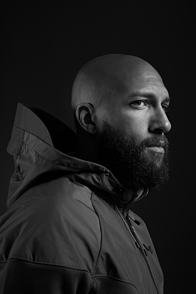 TimHoward00005